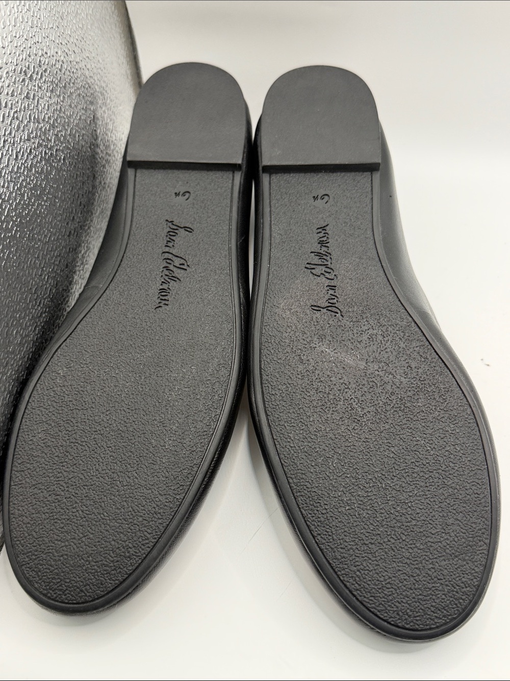 Sam Edelman Black Scalloped-Edge Leather Ballet Flats - Picture 7 of 8